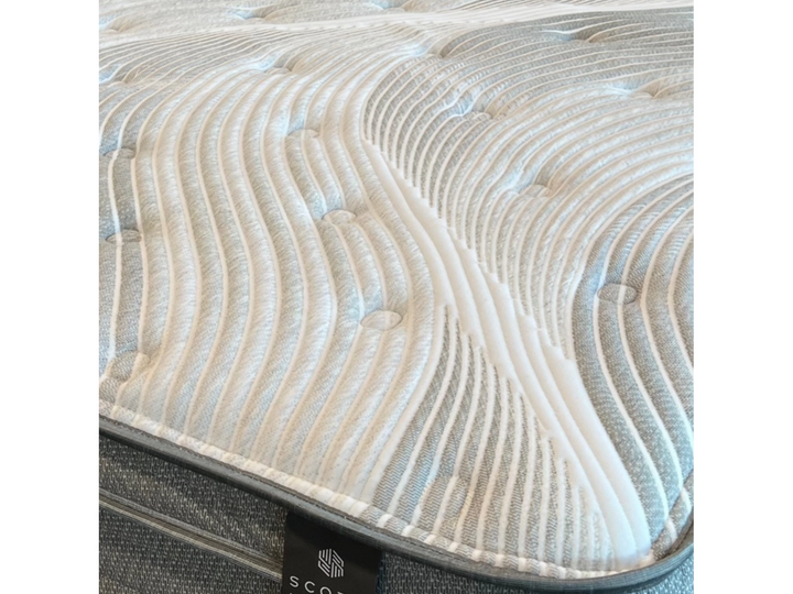 Ultra Plush Elite Hybrid Mattress by Scott Living