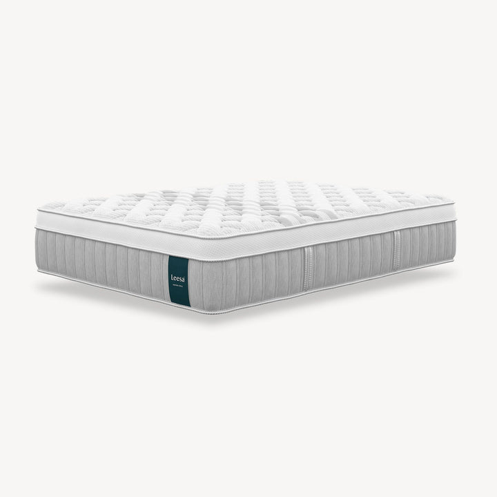Sapira Chill ® Medium-Firm  Hybrid Mattress by Leesa